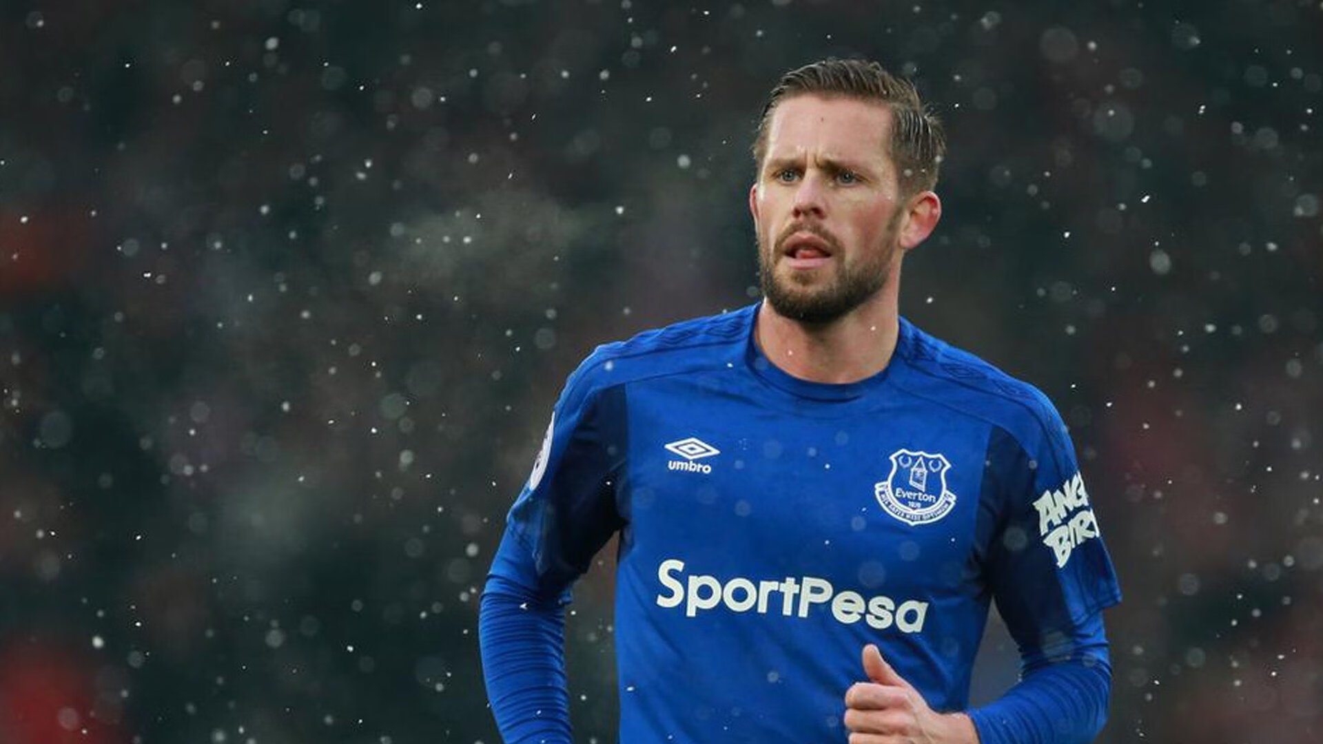 哈登谈团队配合称全队更有凝聚力,哈登的战队